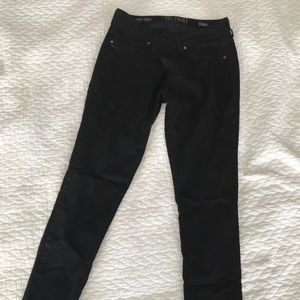 Black DL1961 Emma Jegging Skinny Jeans